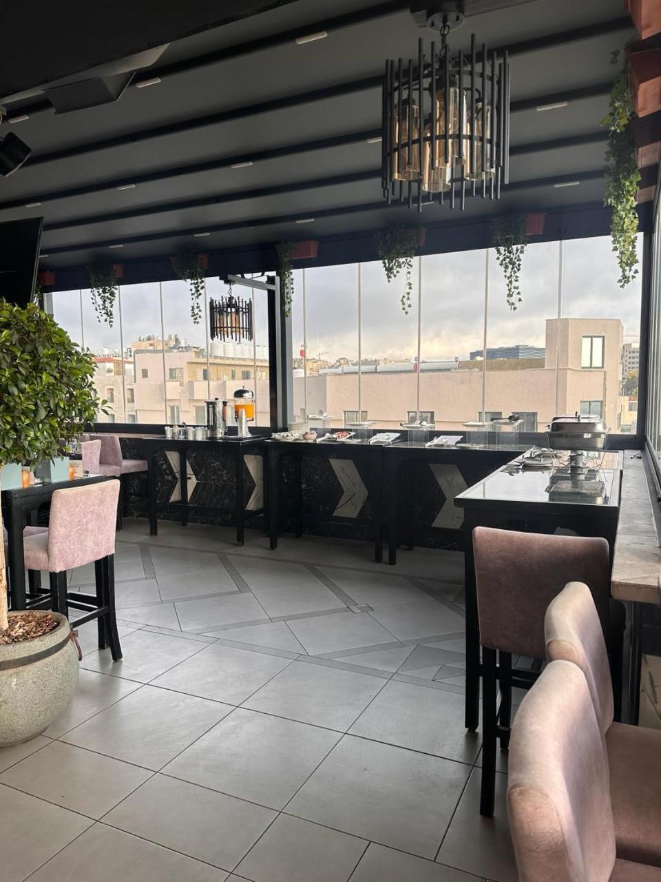 Post Hotel عمان المظهر الخارجي الصورة