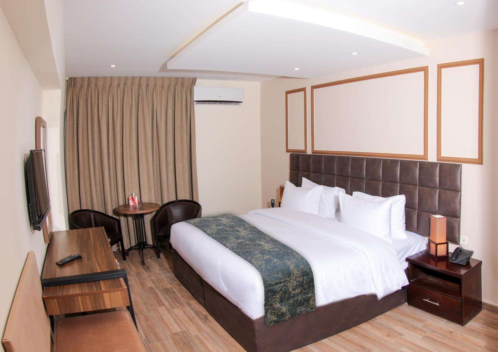 Post Hotel عمان المظهر الخارجي الصورة