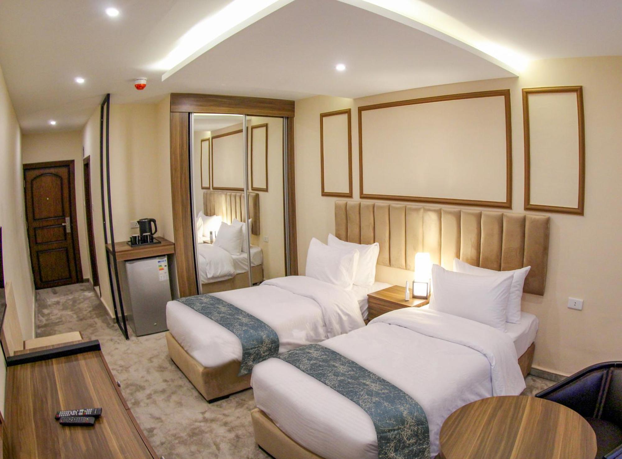 Post Hotel عمان المظهر الخارجي الصورة