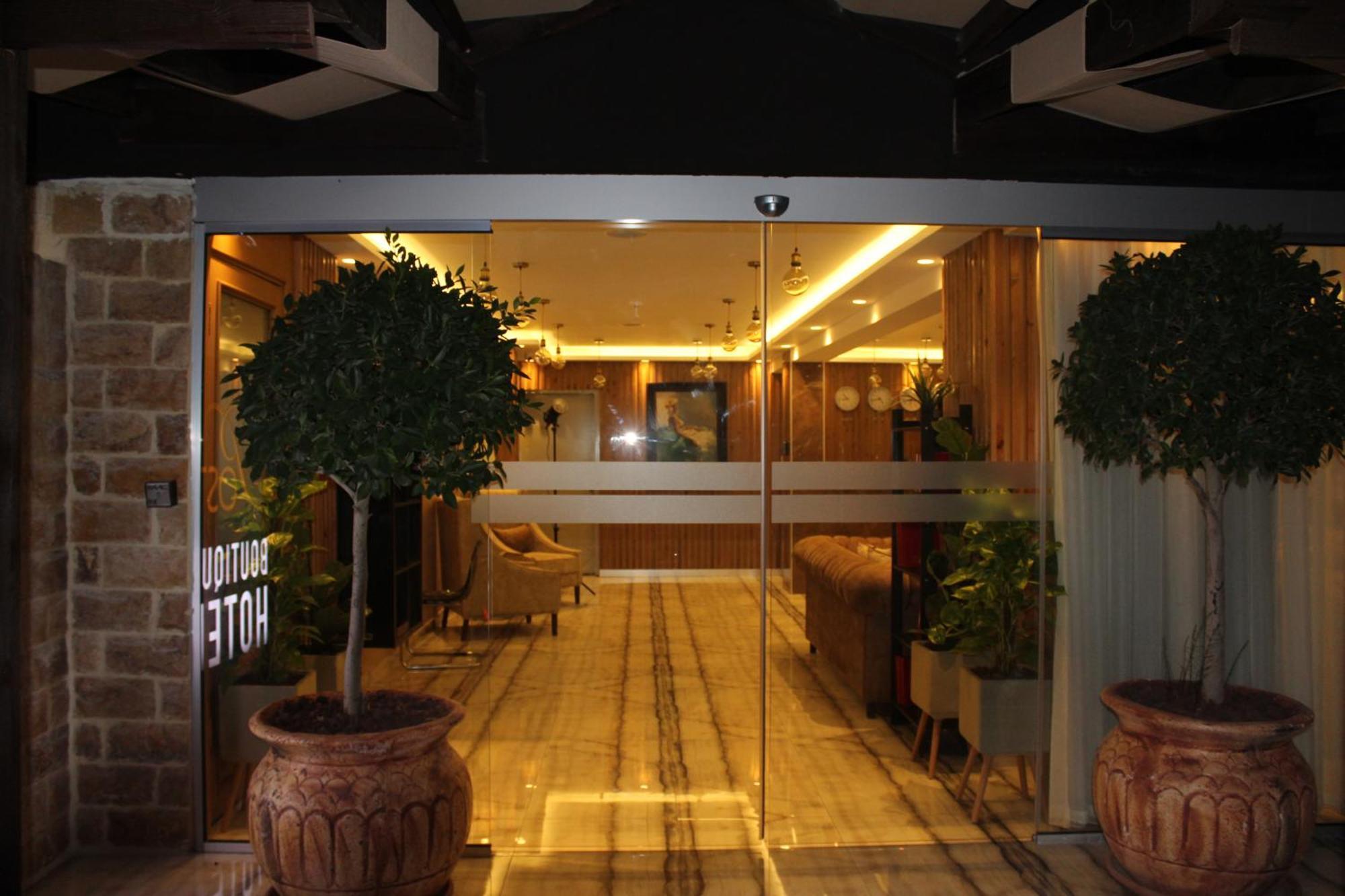 Post Hotel عمان المظهر الخارجي الصورة
